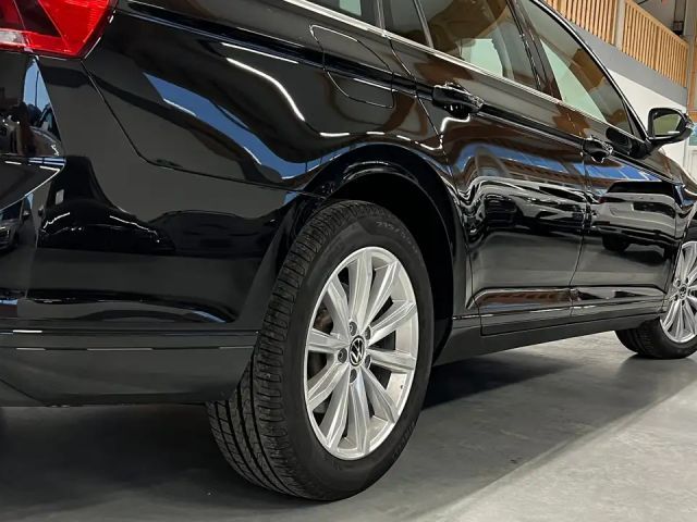 Volkswagen Passat 4Motion Business Variant