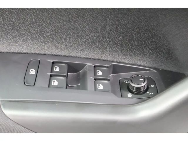 Volkswagen Taigo 1.0 TSI DSG Life