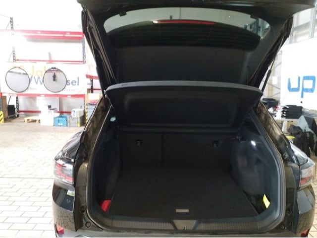 Volkswagen ID.4 IQ.Drive Performance Pro