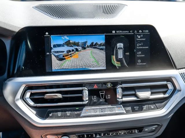 BMW 330 330e M-Sport xDrive