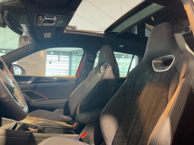 Volkswagen Tiguan 2.0 TSI DSG R-Line