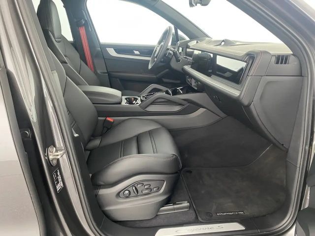 Porsche Cayenne E-Hybrid S