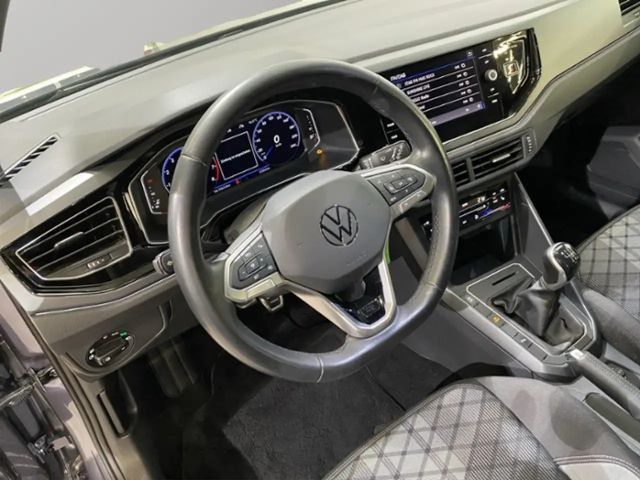 Volkswagen Taigo 1.0 TSI R-Line