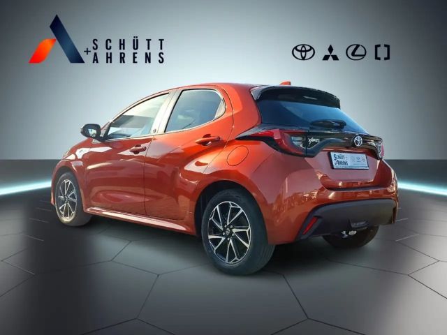 Toyota Yaris Hybride Team D