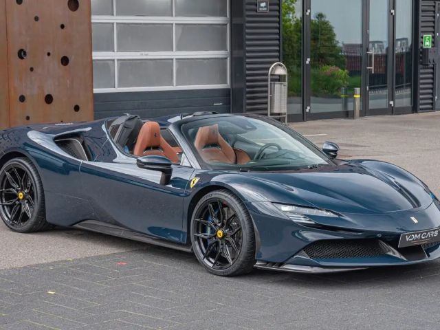 Ferrari SF90 Spider