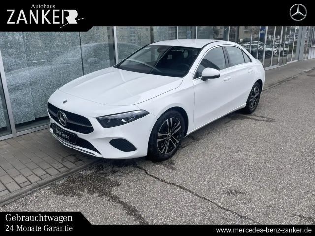 Mercedes-Benz A 180 Progressive