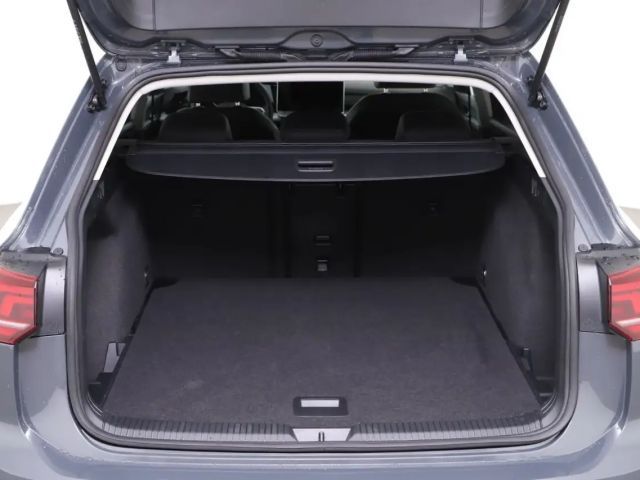 Volkswagen Golf 1.5 TSI Golf VIII Variant