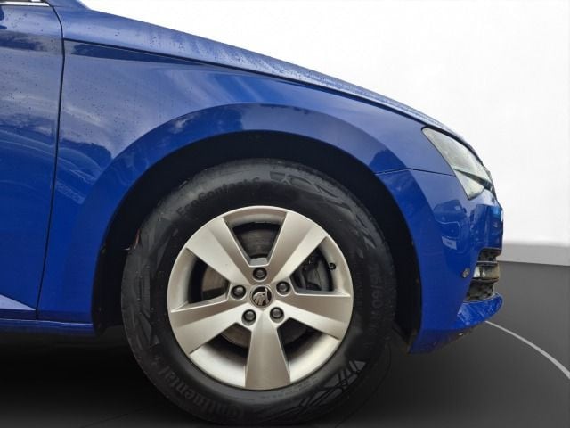 Skoda Superb 2.0 TDI Combi