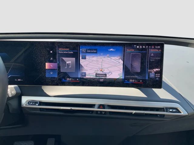 BMW iX xDrive40