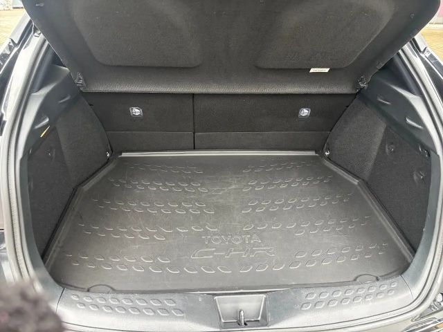 Toyota C-HR Hybride Team D