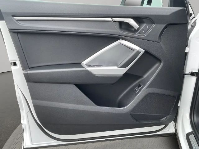 Audi Q3 35 TFSI S-Line