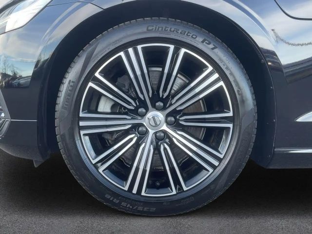 Volvo V60 AWD Recharge T6