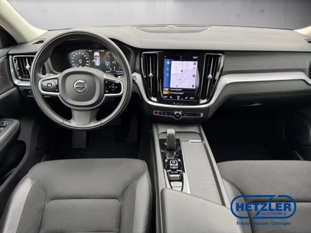 Volvo V60 Momentum