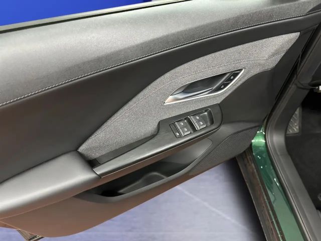 MG ZS Standard range