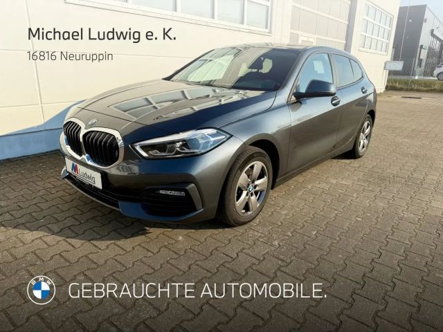 BMW 116 116i Advantage pakket Sedan