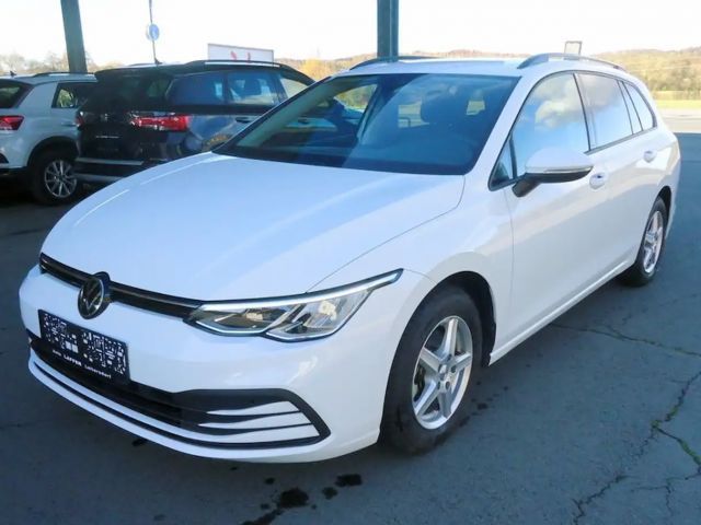 Volkswagen Golf Life Variant