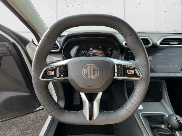 MG ZS Benzin+ Deluxe FWD 5tg.