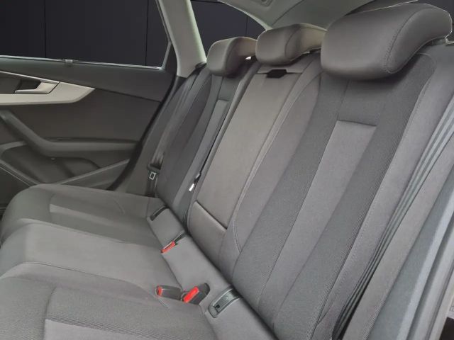 Audi A4 35 TDI Avant S-Tronic