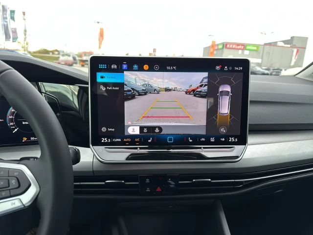 Volkswagen Golf Business DSG Variant