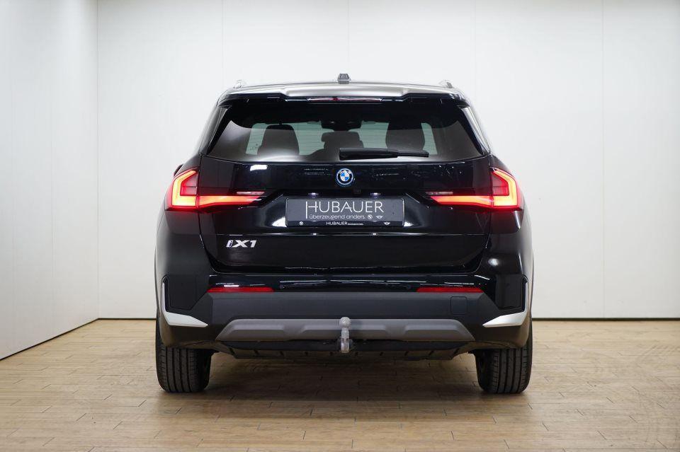 BMW iX1 xDrive30