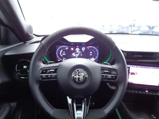 Alfa Romeo Junior Ibrida