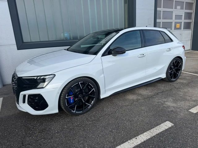 Audi RS3 Quattro