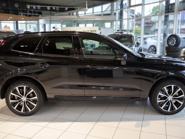 Volvo XC60 AWD Dark Plus