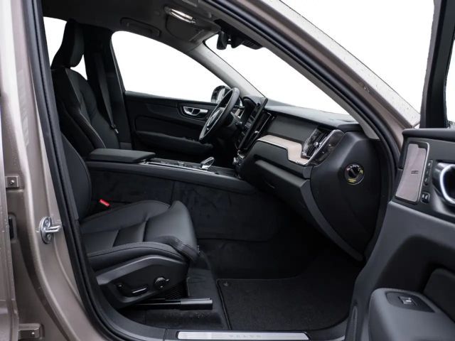 Volvo XC60 AWD Dark Plus Recharge T8