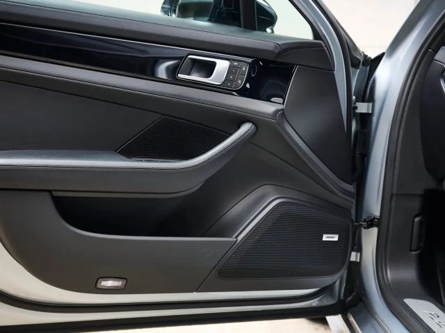 Porsche Panamera 4 E-Hybrid