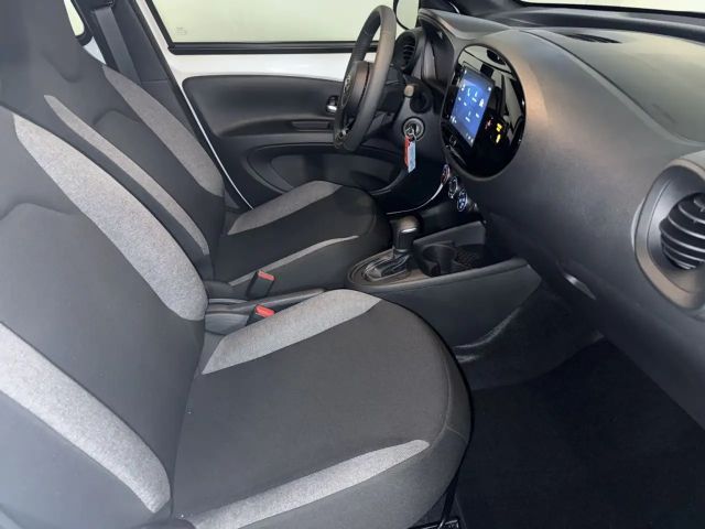 Toyota Aygo X 1.0 VVT-i Business Hatchback