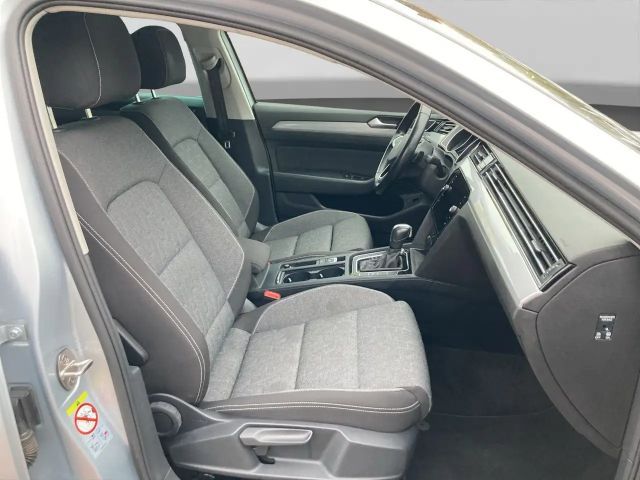 Volkswagen Passat 2.0 TDI Business DSG Variant