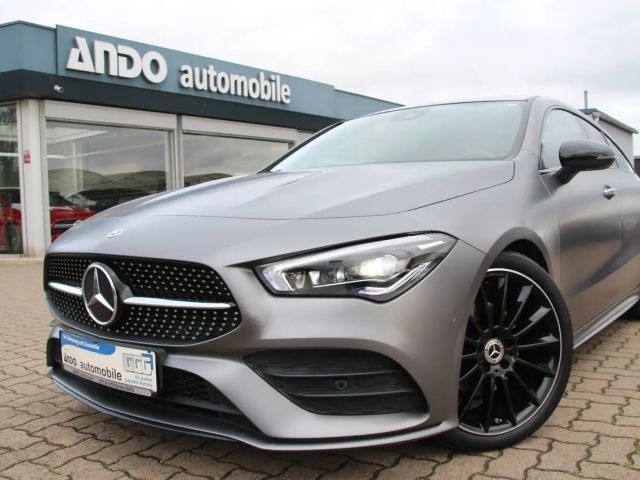 Mercedes-Benz CLA 200 AMG Line