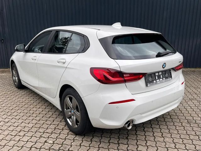 BMW 118 118i 5-deurs Sedan