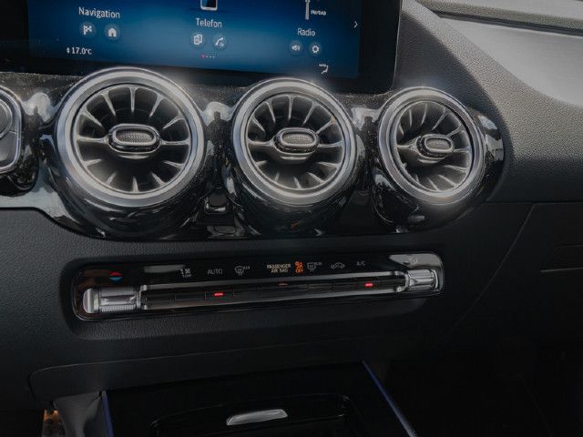 Mercedes-Benz GLA 250 4MATIC