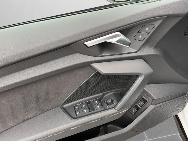 Audi A3 Hybride S-Line Sedan