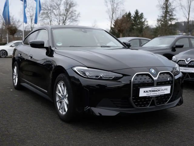 BMW i4 Coupé Gran Coupé eDrive35