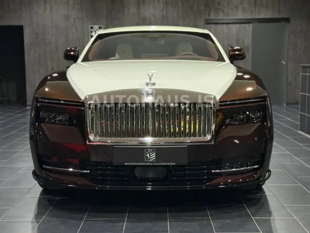 Rolls-Royce Spectre TWO-TONE,STARLIGHT DOORS,BESPOKE,UVP 530