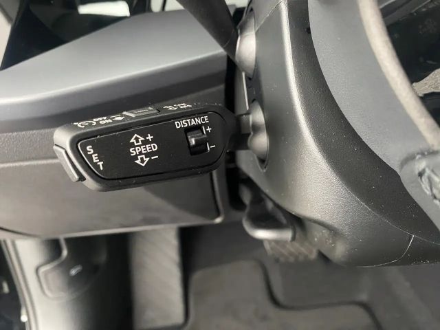 Audi A3 30 TFSI Sedan