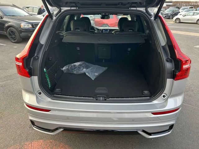 Volvo XC60 AWD Dark Plus T6