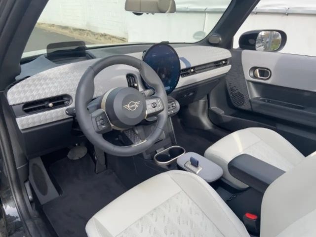 MINI Cooper S Cabrio Favoured Trim 18Zoll-LM LKR-HZG el.Sitze m. Memory