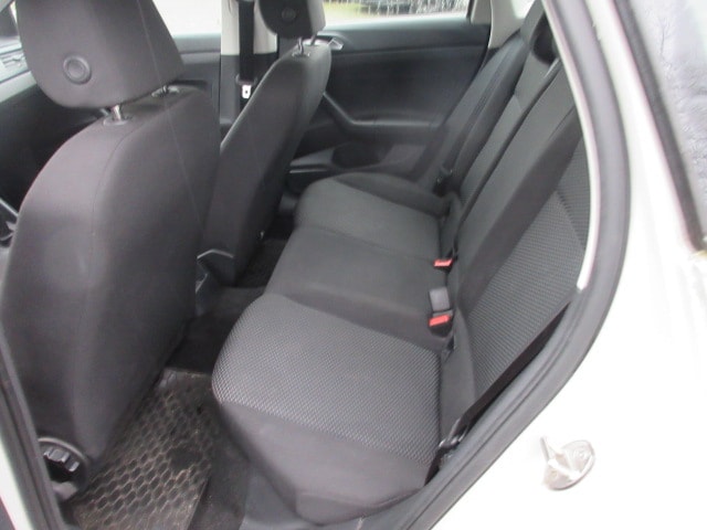 Volkswagen Polo 1.0 leicht beschädigt LED eFH ZV APP KLIMA