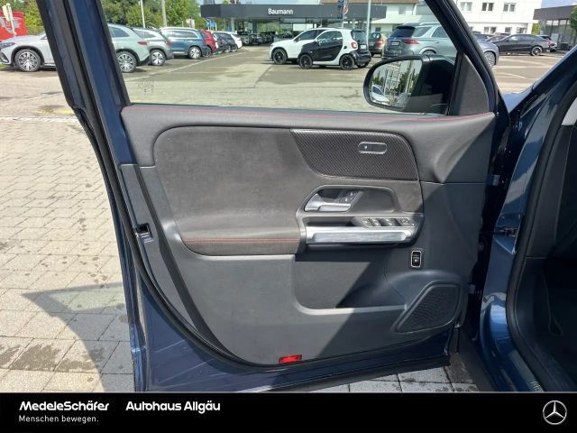 Mercedes-Benz GLB 200 AMG Line