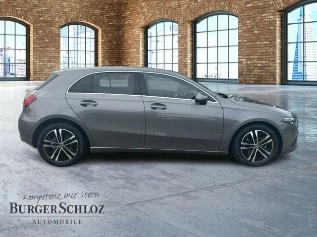 Mercedes-Benz A 180 Progressive