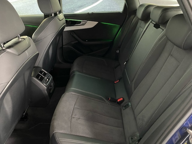 Audi A4 40 TFSI Avant Quattro S-Line S-Tronic