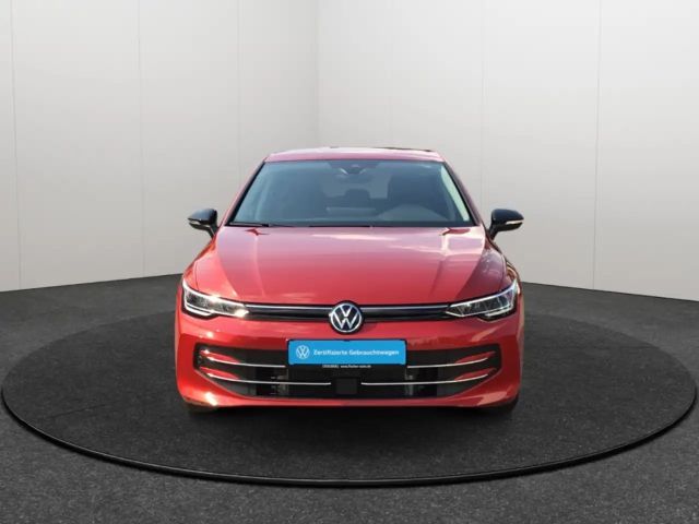 Volkswagen Golf 1.5 eTSI DSG Golf VIII