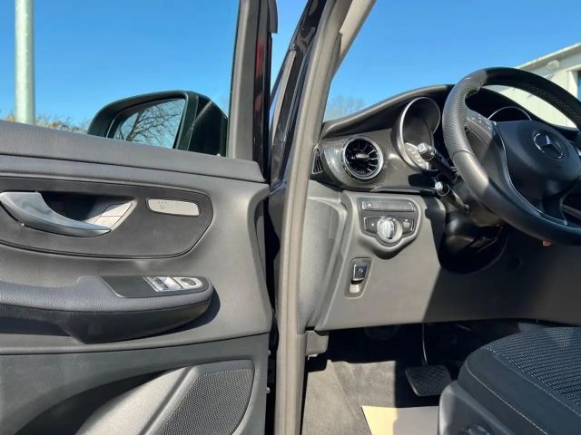 Mercedes-Benz EQV 300