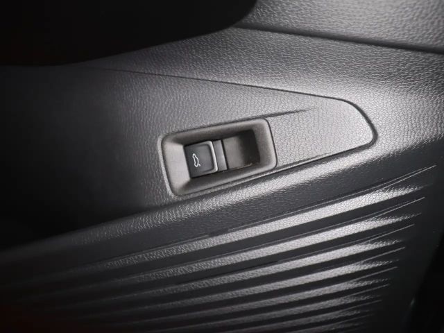 Volkswagen ID.5 150 kW 77 KWh IQ.Drive Pro