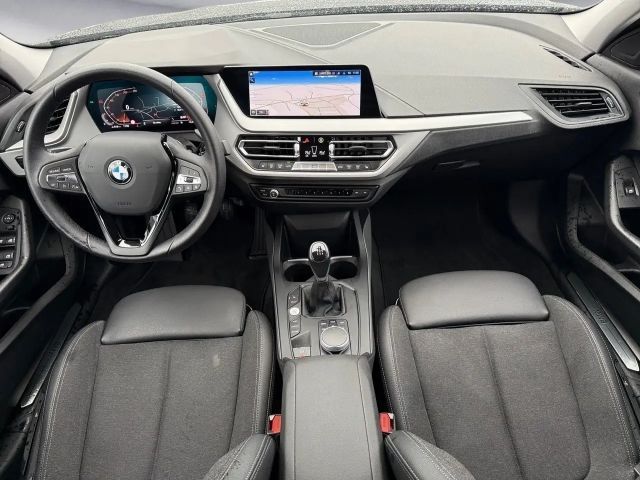 BMW 118 118i Advantage pakket Sedan