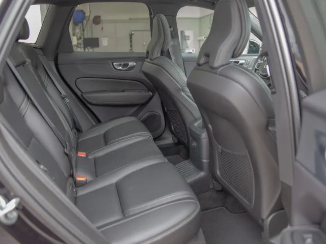 Volvo XC60 AWD Plus T8