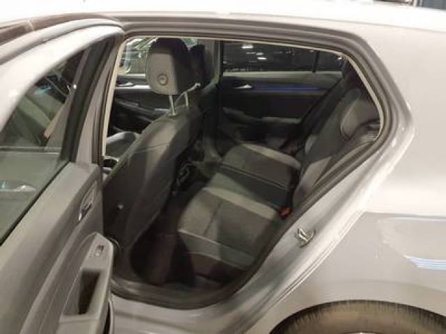 Volkswagen Golf 1.5 eTSI DSG IQ.Drive